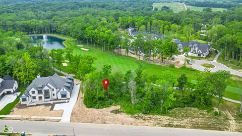 3780 Holliday Farms Blvd, Zionsville, IN 46077