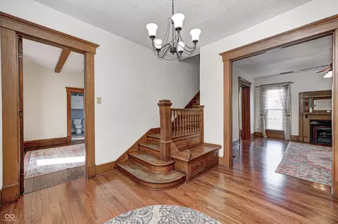 Entry Way - 331 W State St, Pendleton, IN 46064 photo 2 of 4
