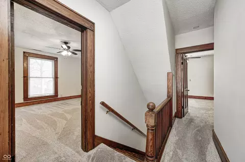 Entry Way - 331 W State St, Pendleton, IN 46064 photo 4 of 4