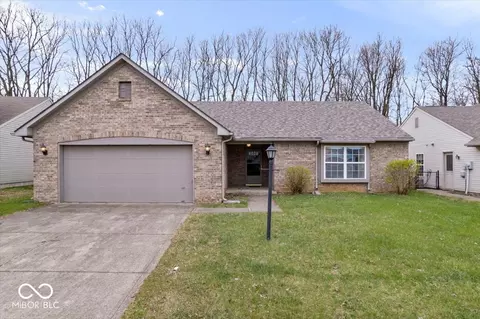 8410 Southern Springs Dr, Indianapolis, IN 46237