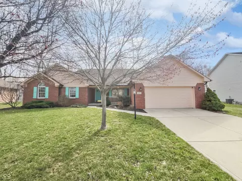 603 Raintree Dr, Avon, IN 46123