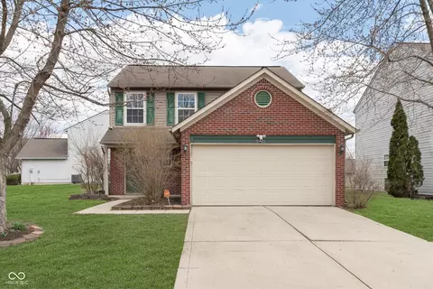 3915 Planewood Dr, Indianapolis, IN 46235