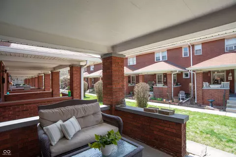 5623 E Washington St #5, Indianapolis, IN 46219