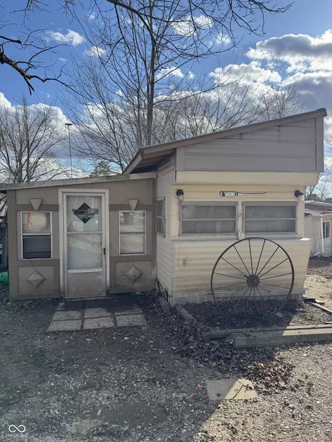 5021 Van Bibber Lk, Greencastle, IN 46135