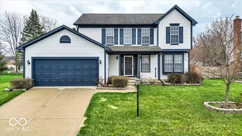 12555 Wolford Dr, Fishers, IN 46038
