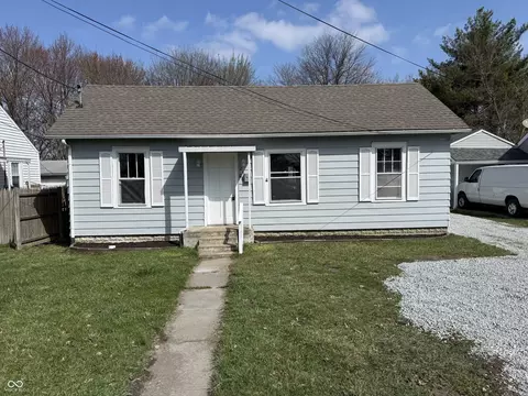 2406 E 10th St, Anderson, IN 46012