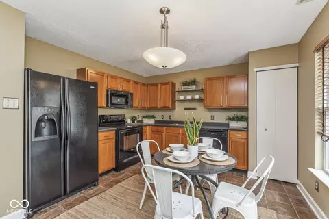 Kitchen - 12970 E 131st St, Fishers, IN 46037 photo 1 of 2