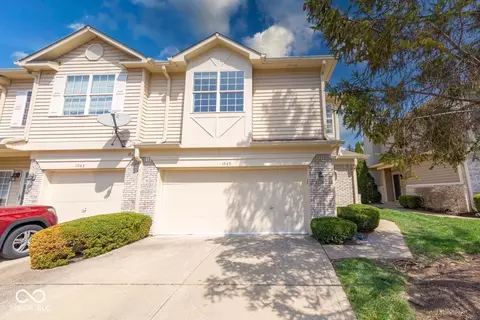 1045 Evening Shade Cir, Beech Grove, IN 46107
