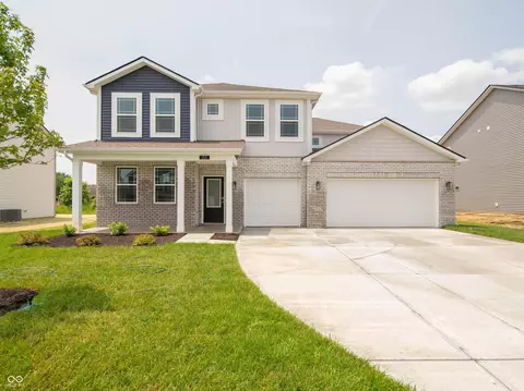 211 Ames Dr, Whiteland, IN 46184