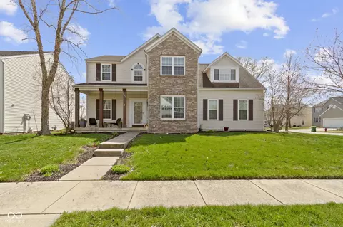 203 Winslow Dr, Westfield, IN 46074