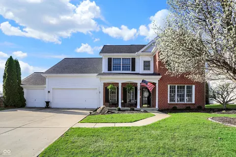 8107 Parcrest Ct, Indianapolis, IN 46259