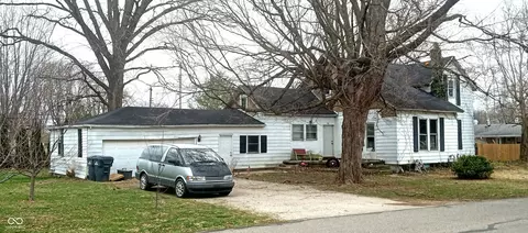 8109 S May St, Daleville, IN 47334