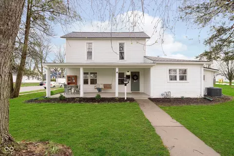 1407 Hannibal St, Noblesville, IN 46060
