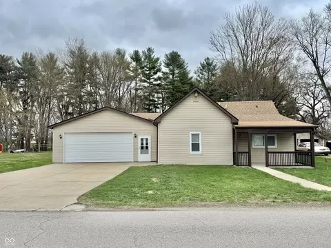 137 S Main St, Fillmore, IN 46128