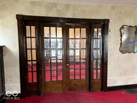 Entry Way - 1325 S Hackley St, Muncie, IN 47302 photo 1 of 1