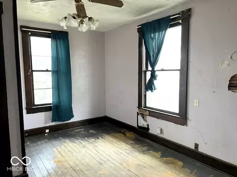 Bedroom - 1325 S Hackley St, Muncie, IN 47302 photo 2 of 3
