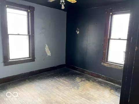 Bedroom - 1325 S Hackley St, Muncie, IN 47302 photo 3 of 3