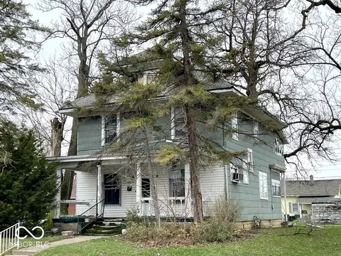 1325 S Hackley St, Muncie, IN 47302