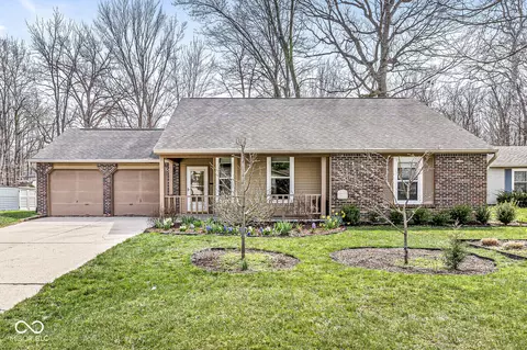 4421 Owl Ct, Indianapolis, IN 46268