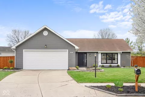 7813 Ashton Pl, Fishers, IN 46038