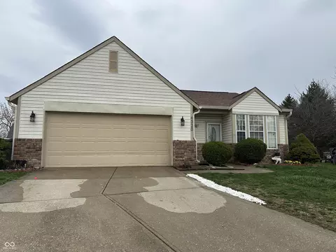 4320 Lucky Ct, Indianapolis, IN 46203