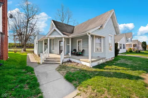 609 W 2nd St, Seymour, IN 47274