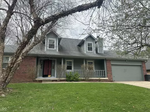 8470 Chateaugay Dr, Indianapolis, IN 46217
