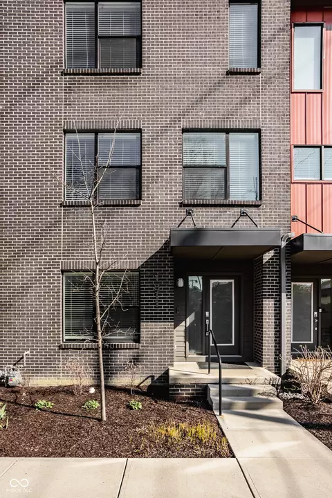 1811 Livery Way, Indianapolis, IN 46202