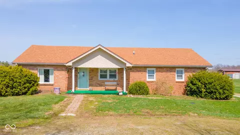 1404 E County Road 600 N, New Castle, IN 47362