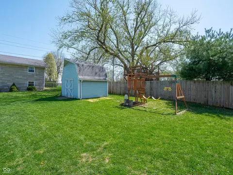 Exterior - 704 E Crestline Dr, Bloomington, IN 47401 photo 13 of 22