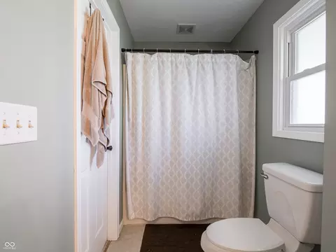 Bath - 704 E Crestline Dr, Bloomington, IN 47401 photo 2 of 6