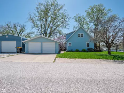 Exterior - 704 E Crestline Dr, Bloomington, IN 47401 photo 16 of 22