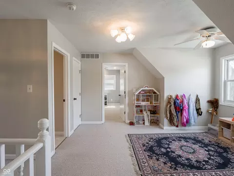 Entry Way - 704 E Crestline Dr, Bloomington, IN 47401 photo 9 of 9