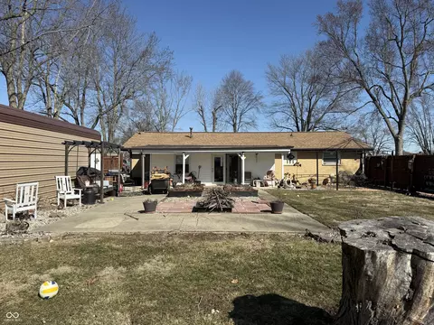 445 E 1000 N, Alexandria, IN 46001