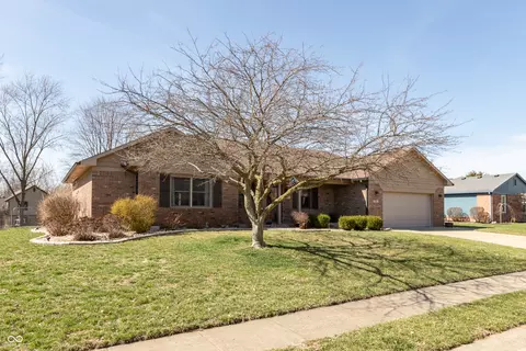 1002 Corey Ln, Plainfield, IN 46168