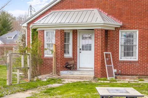 Exterior - 151 Jackson St, Hope, IN 47246 photo 6 of 7