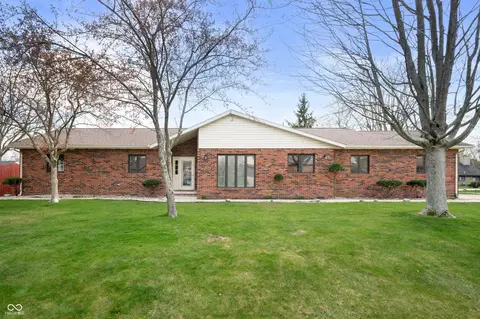 4411 W Friar Dr, Muncie, IN 47304