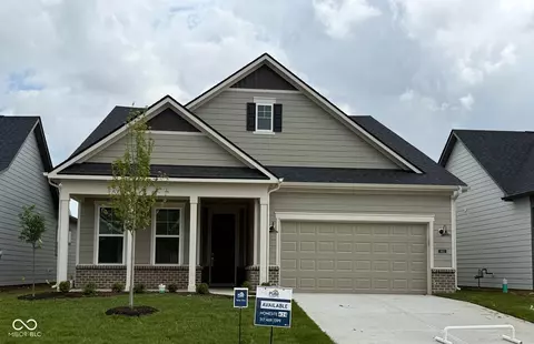 5653 Stetson Dr, Lebanon, IN 46052