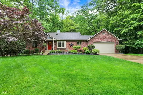 2143 Sunderland Dr, Martinsville, IN 46151