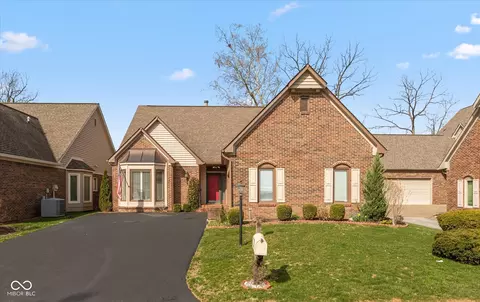 9544 Huntington Ln, Indianapolis, IN 46260