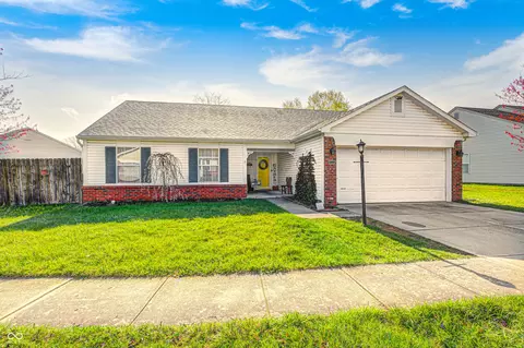 6431 Meadowpond Way, Indianapolis, IN 46235