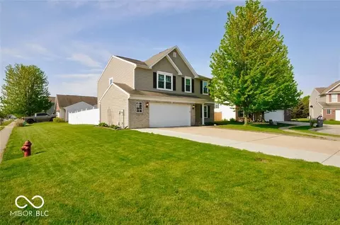 2009 Quarter Path Rd, Cicero, IN 46034