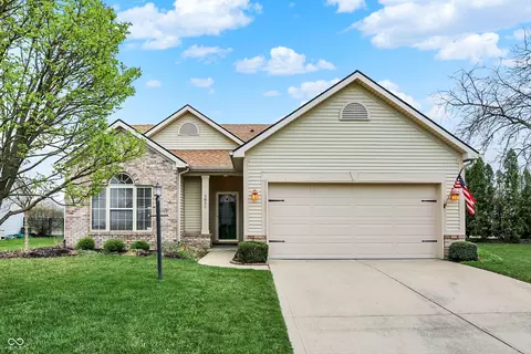5851 Arrowleaf Ln, Carmel, IN 46033