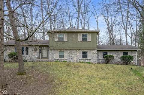 8711 Kensington Dr, Noblesville, IN 46060