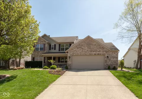 1083 Sugar Maple Dr, Greenwood, IN 46143