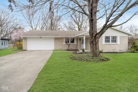1313 Roseway Dr, Indianapolis, IN 46219