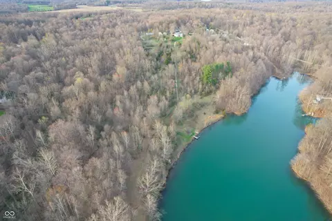8360 Buffalo Rd, Poland, IN 47868