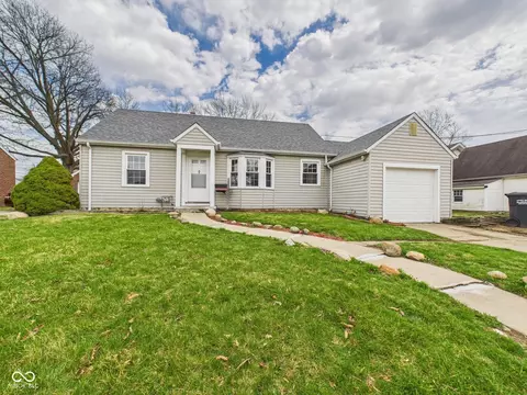 2920 Lincoln St, Anderson, IN 46016