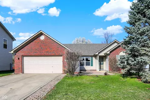 5426 Black Bear Cir, Indianapolis, IN 46239