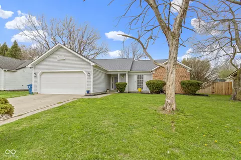 3724 W 42nd Ter, Indianapolis, IN 46228